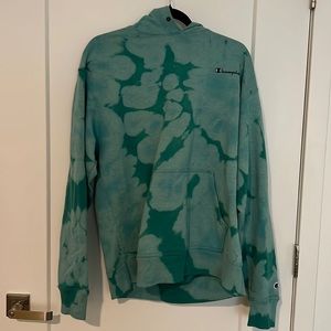 Unbound threads tie dye champion hoodie